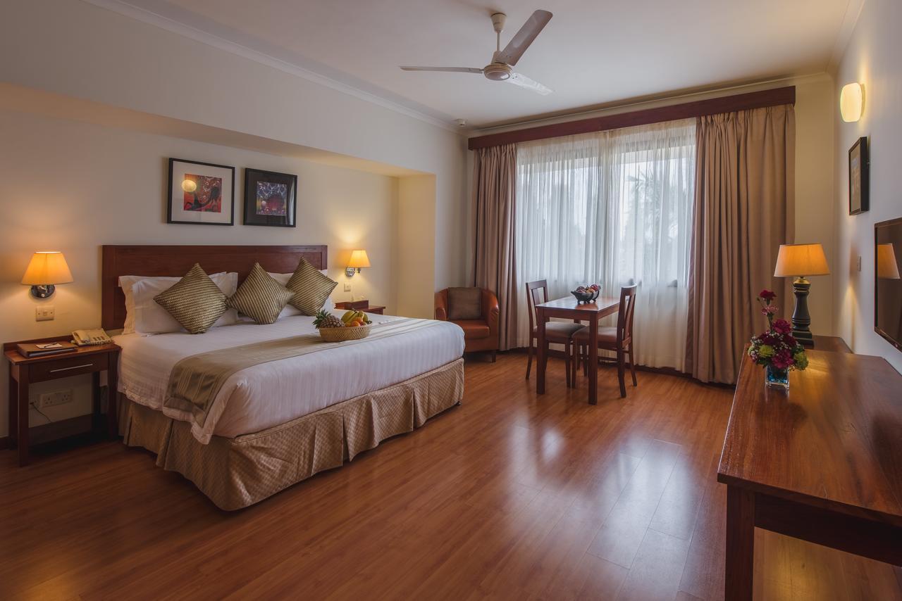 Sea Cliff Court Hotel & Luxury Apartments Dar-es-Salaam Eksteriør bilde